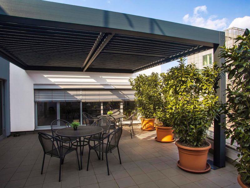 lamelna pergola misteral bioclimatic bioklimatische ziprolo institutjozefstefan jozefstefan terasa pergole6 lamelna pergola misteral bioclimatic bioklimatische ziprolo institutjozefstefan jozefstefan terasa pergole6